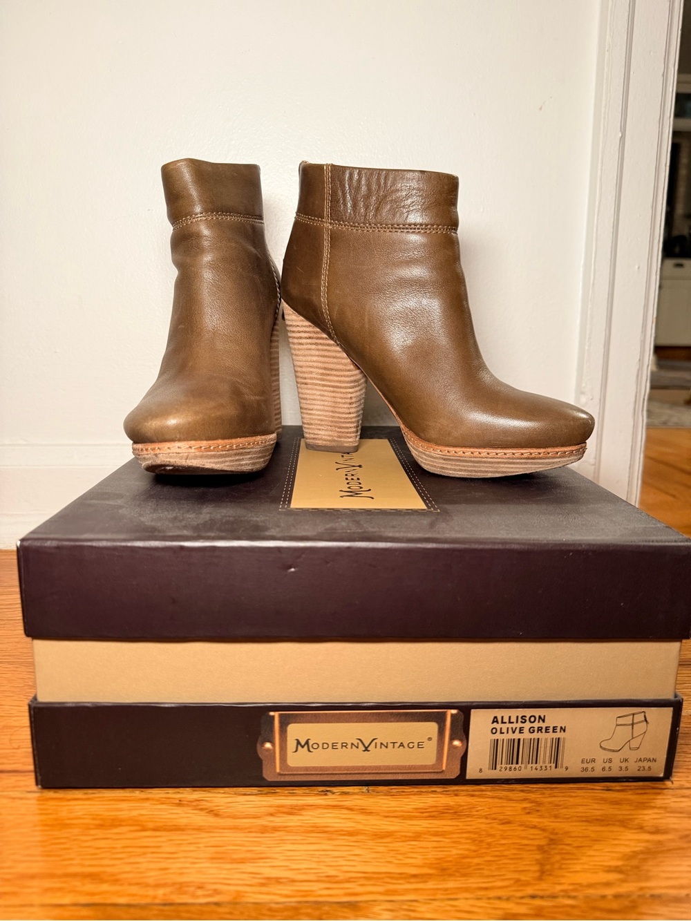 Modern Vintage Olive Green Leather Stacked Heel Ankle Boots